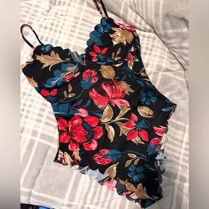 NEW 🔥🔥 Shein Bodysuit Size Medium